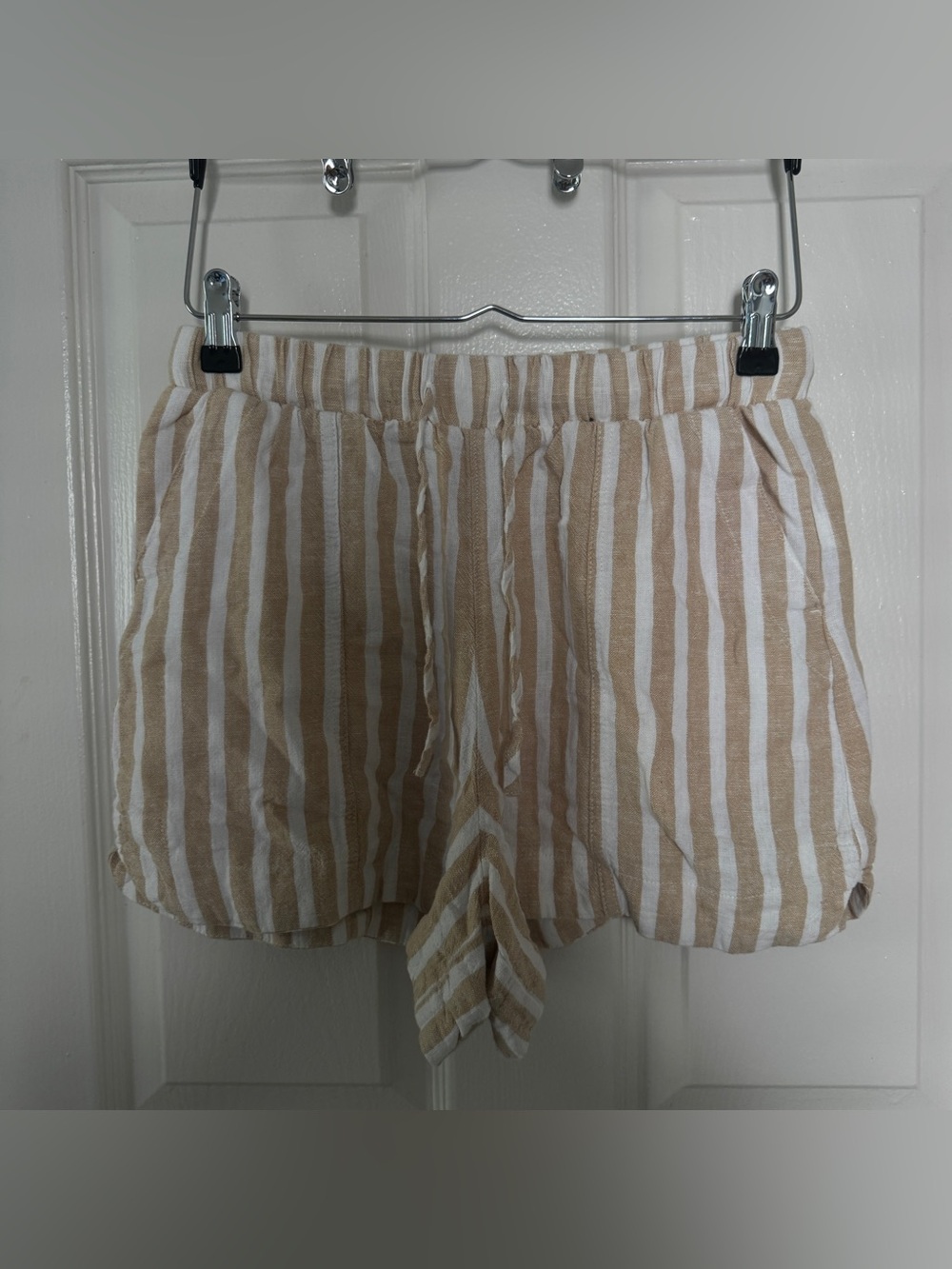 Universal Thread Stripes Linen Shorts